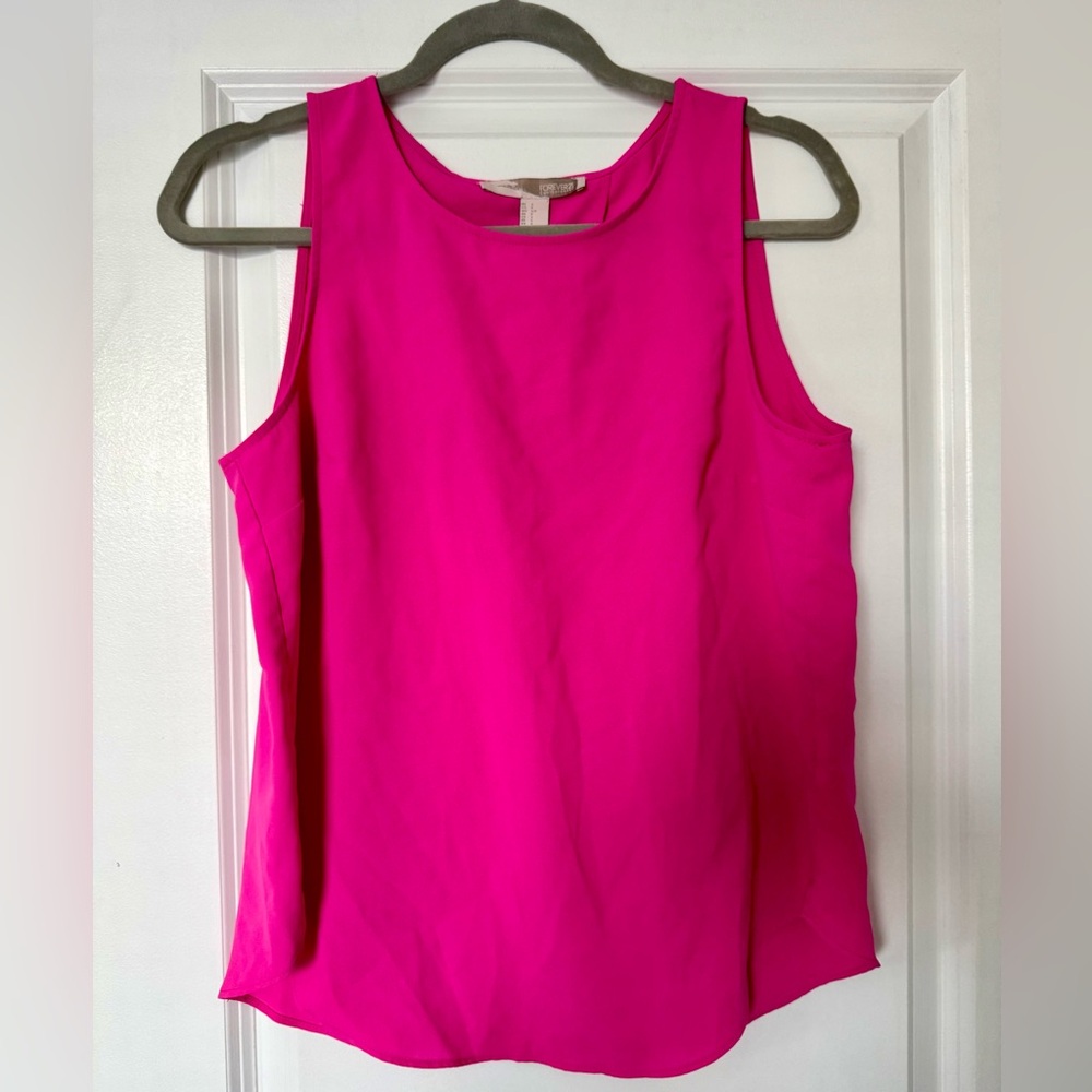 FOREVER 21 | sleeveless blouse.